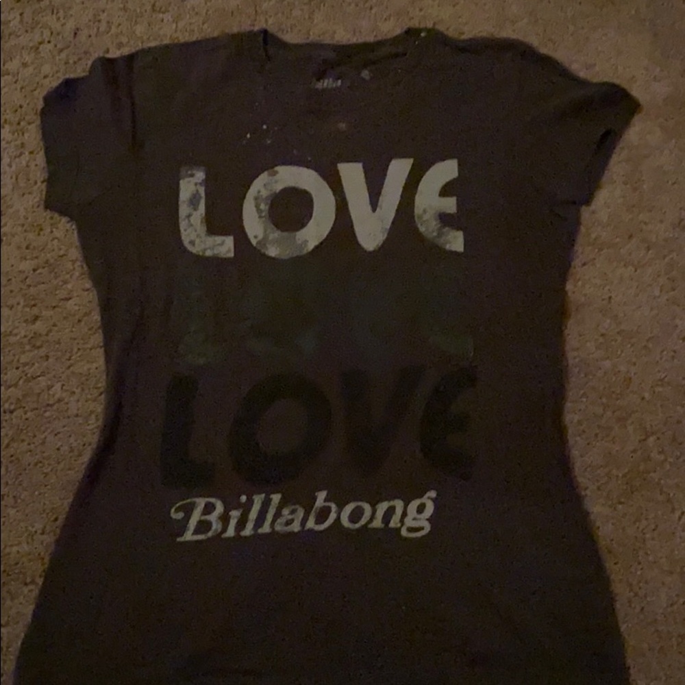 Women’s Billabong T-shirt